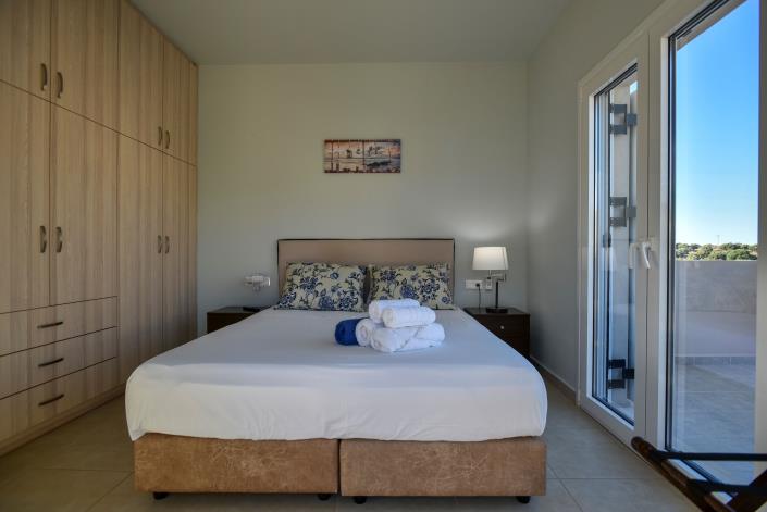 Image No.4-2 Bed Villa for sale