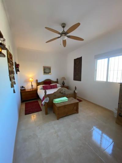 Image No.24-3 Bed Villa / Detached for sale