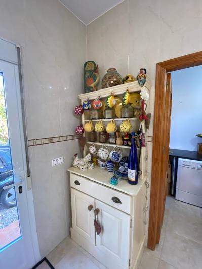 Image No.43-3 Bed Villa / Detached for sale