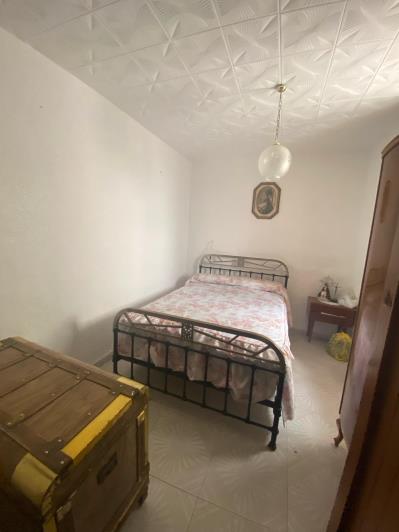 Image No.20-4 Bed House for sale