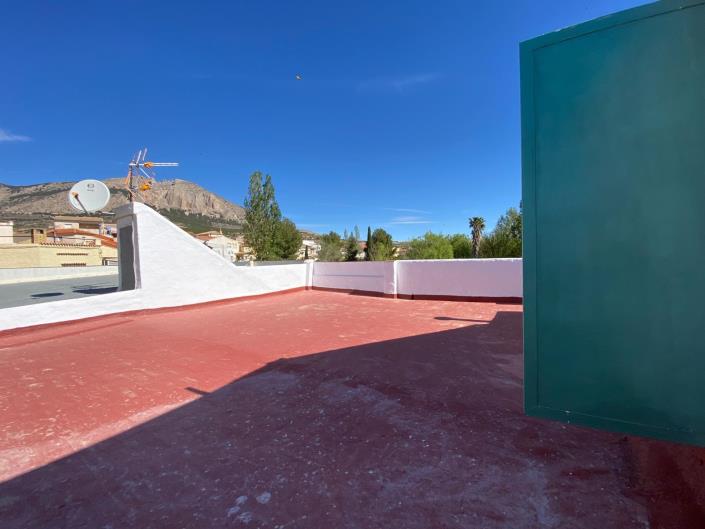 Image No.29-3 Bed Apartment for sale