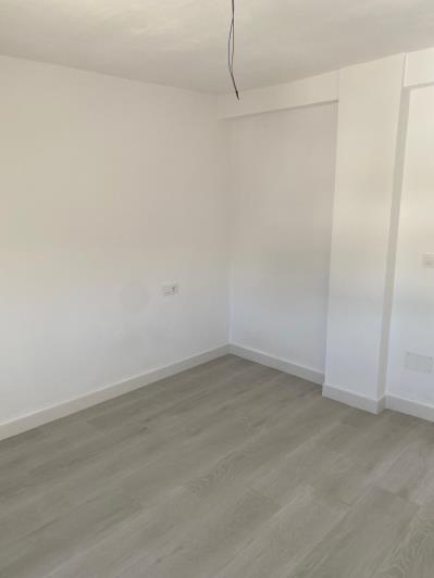 Image No.25-3 Bed Apartment for sale