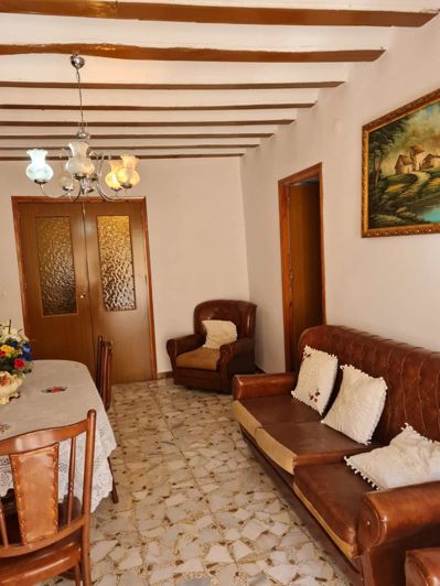 Image No.4-4 Bed Townhouse for sale