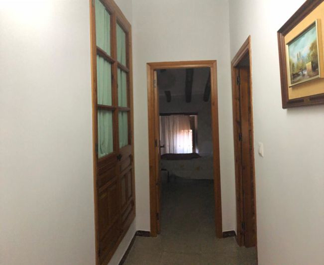 Image No.32-5 Bed Townhouse for sale