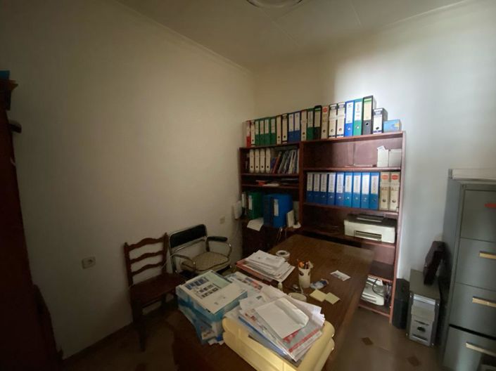 Image No.33-5 Bed Property for sale