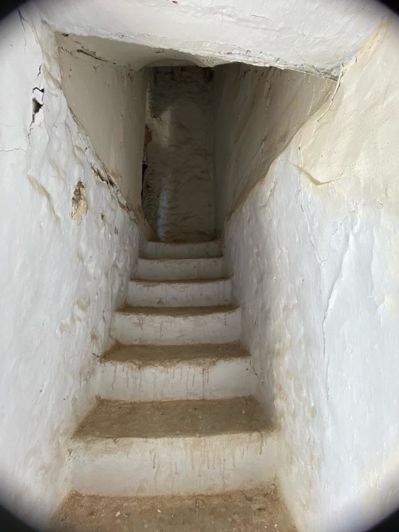 Image No.10-2 Bed Property for sale