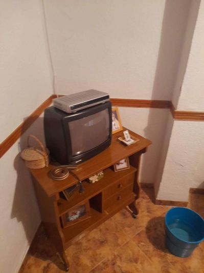 Image No.10-5 Bed Property for sale