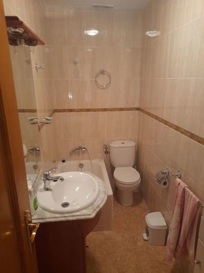 Image No.16-5 Bed Property for sale