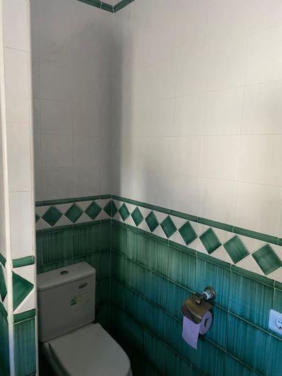 Image No.11-7 Bed Property for sale