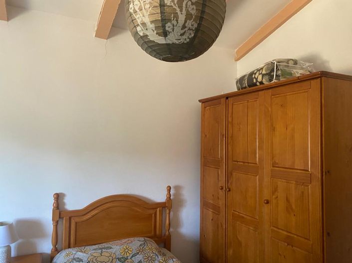 Image No.22-7 Bed Property for sale