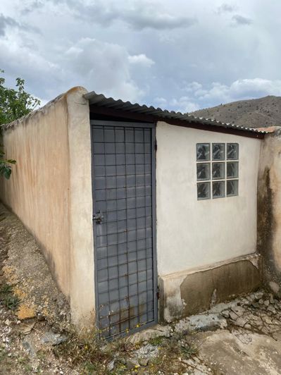 Image No.18-2 Bed Townhouse for sale