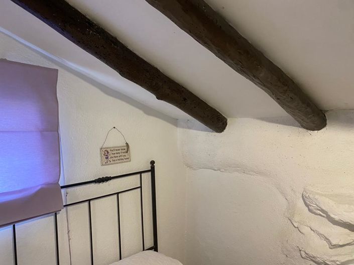 Image No.7-2 Bed Townhouse for sale