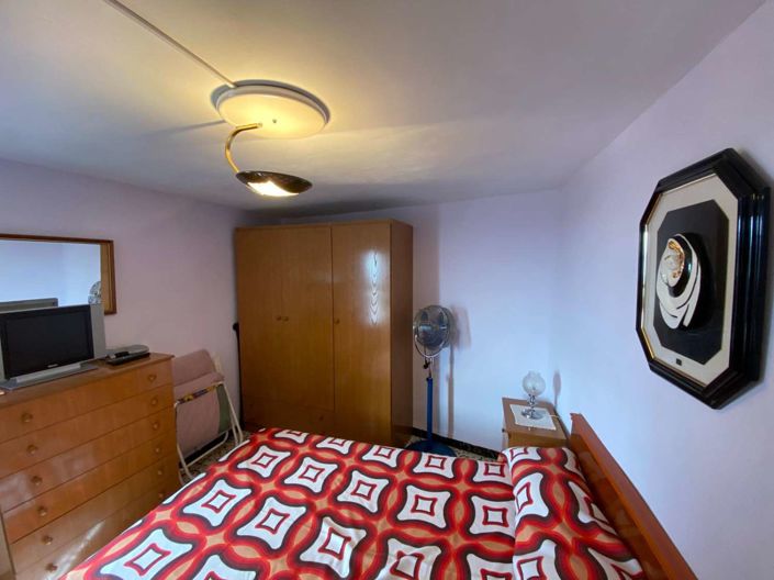 Image No.30-5 Bed Townhouse for sale