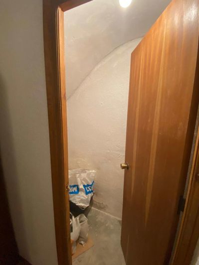 Image No.16-5 Bed Property for sale