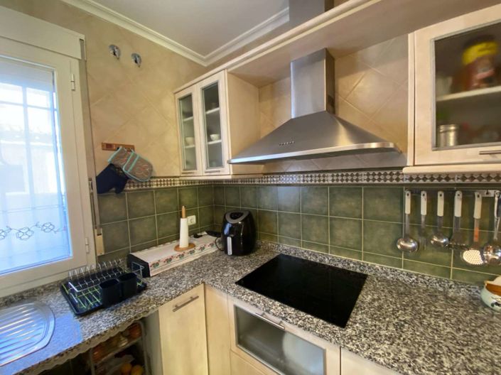 Image No.16-4 Bed Property for sale