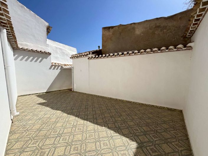 Image No.22-3 Bed Townhouse for sale