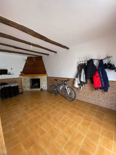 Image No.8-3 Bed Property for sale