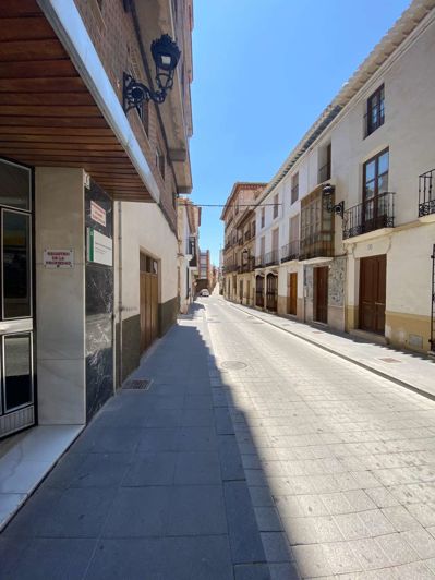 Image No.29-4 Bed Apartment for sale