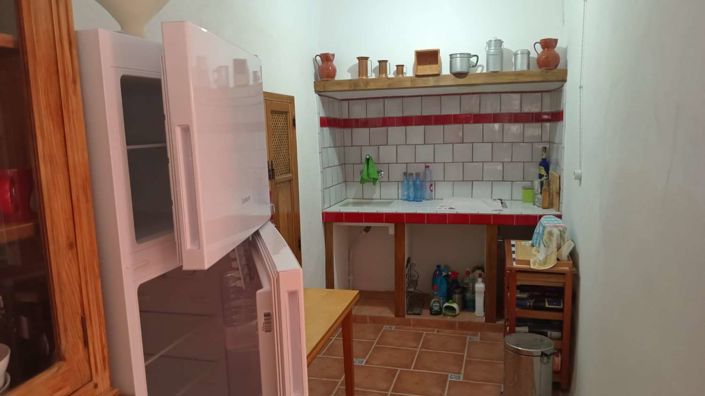 Image No.22-7 Bed Property for sale