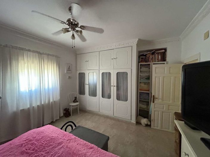 Image No.43-2 Bed Villa for sale