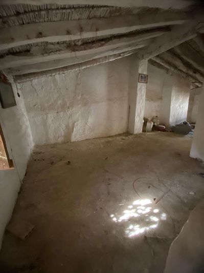 Image No.8-3 Bed Property for sale