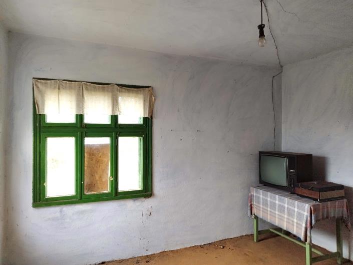 Image No.4-Maison de campagne de 3 chambres à vendre à Yambol 