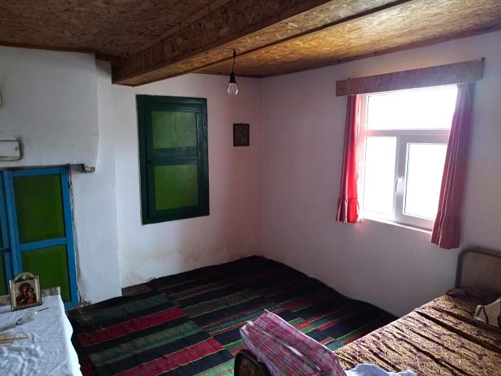 Image No.5-Maison de campagne de 3 chambres à vendre à Yambol 