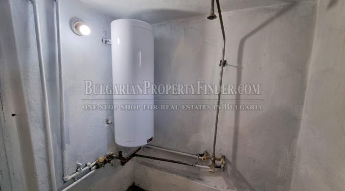 Image No.8-Propriété de pays de 4 chambres à vendre à Ruse