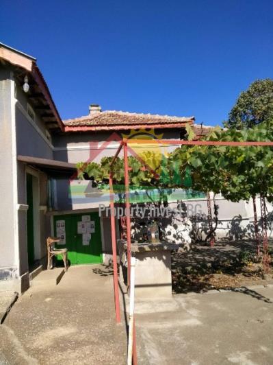 Image No.5-Propriété de pays de 2 chambres à vendre à Dobrich