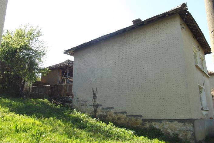 Image No.3-Maison de campagne de 2 chambres à vendre à Vratsa 