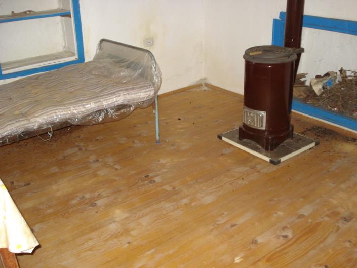 Image No.3-Maison de campagne de 3 chambres à vendre à Yambol 