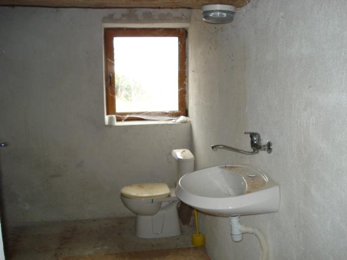 Image No.5-Maison de campagne de 3 chambres à vendre à Yambol 