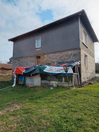 Image No.4-Maison de campagne de 2 chambres à vendre à Yambol 