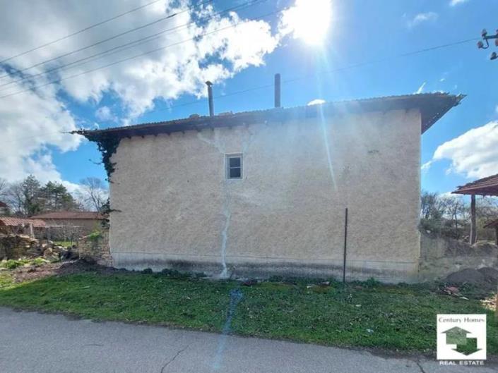 Image No.3-Maison de campagne de 2 chambres à vendre à Veliko Tarnovo