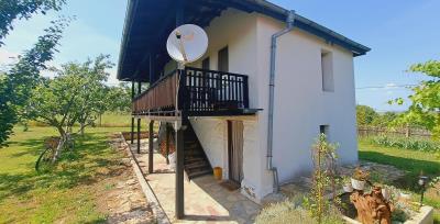 1 - Burgas, Maison de campagne