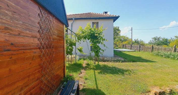 Image No.3-2 Bed Country House for sale