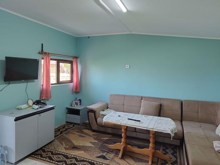 Image No.6-Propriété de pays de 2 chambres à vendre à Yambol 