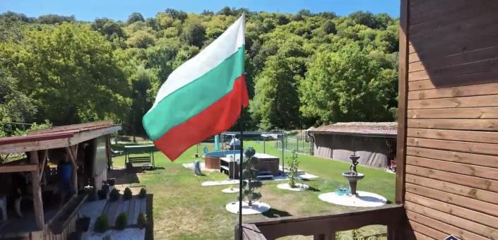 Image No.3-Propriété de pays de 4 chambres à vendre à Burgas