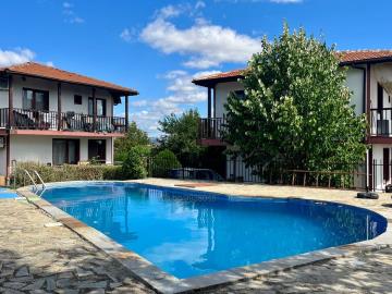 1 - Burgas, Maison de campagne