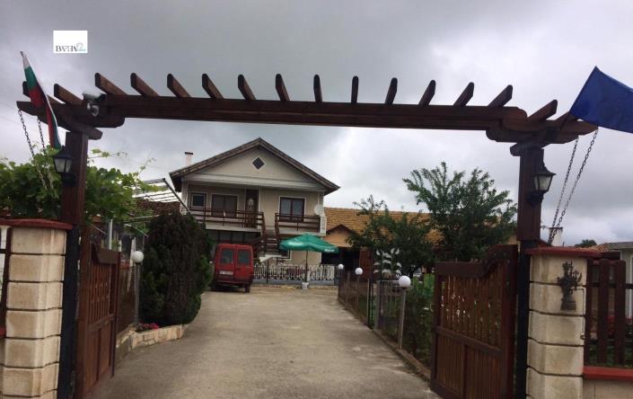 Image No.3-Maison de campagne de 2 chambres à vendre à Dobrich