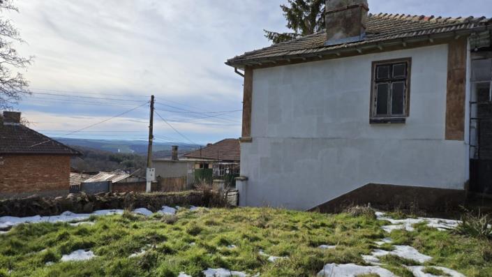 Image No.3-Maison de campagne de 2 chambres à vendre à Ruse