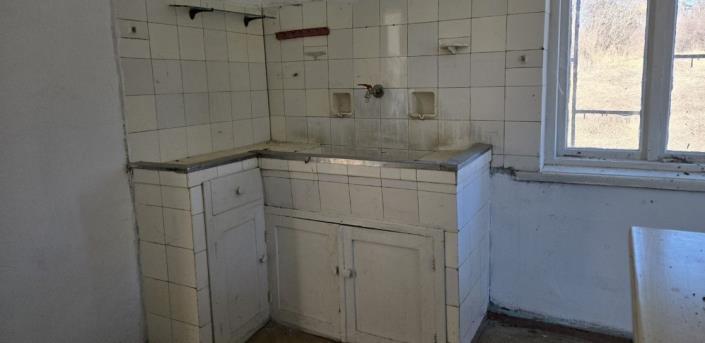 Image No.6-Maison de campagne de 2 chambres à vendre à Ruse