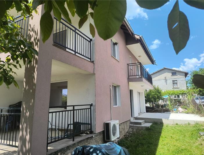 Image No.3-Maison de campagne de 4 chambres à vendre à Vratsa 