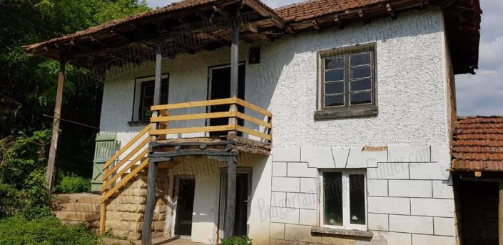 Image No.4-Maison de campagne de 2 chambres à vendre à Ruse