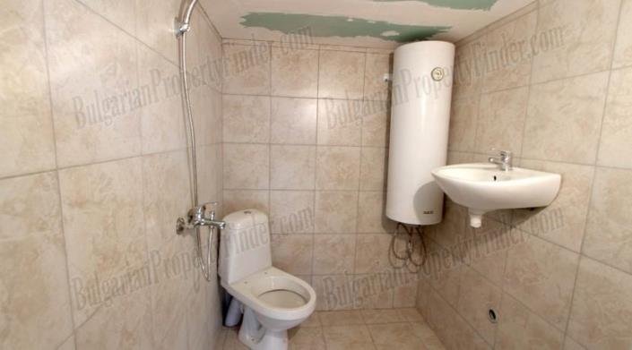 Image No.5-Maison de campagne de 2 chambres à vendre à Ruse