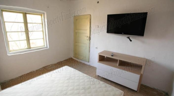 Image No.6-Maison de campagne de 2 chambres à vendre à Ruse