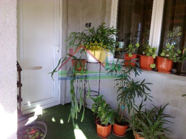 Image No.5-Maison de campagne de 3 chambres à vendre à Dobrich