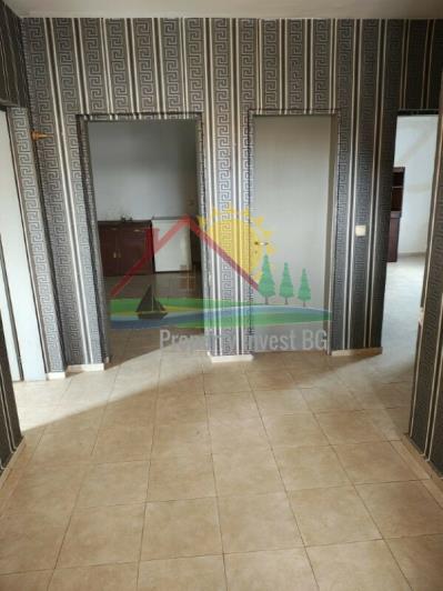 Image No.5-Maison de campagne de 2 chambres à vendre à Haskovo