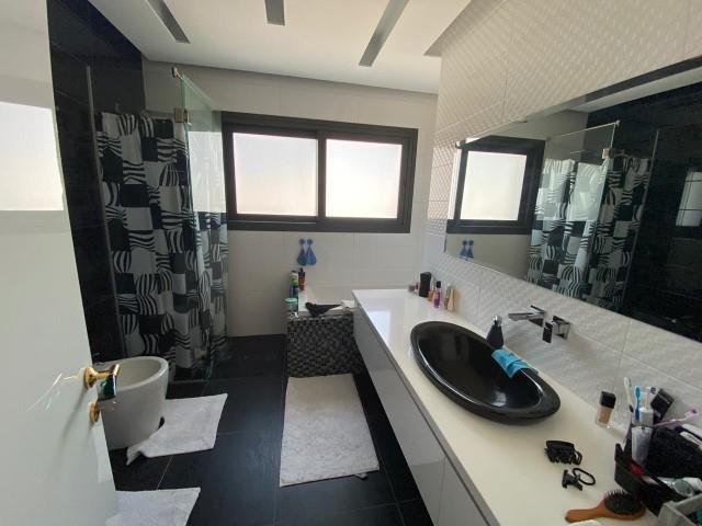 Image No.27-Maison de village de 4 chambres à vendre à Sea Caves