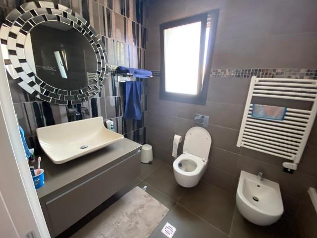 Image No.33-Maison de village de 4 chambres à vendre à Sea Caves